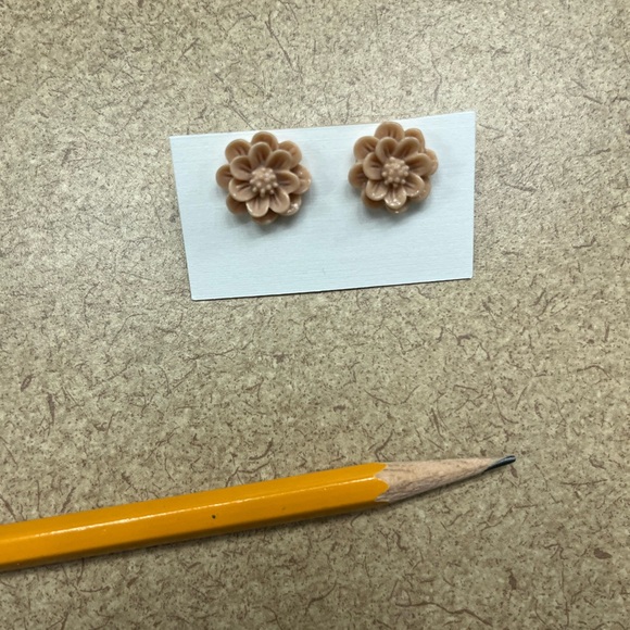 Pack of earrings - Picture 3 of 4